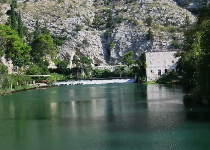 Dora شقة Mokošica